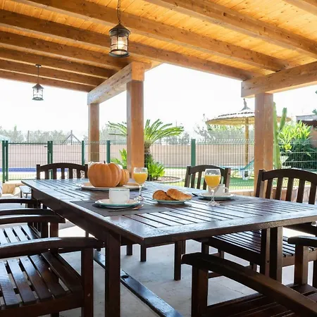 Casa Izquierdo * Deltebre