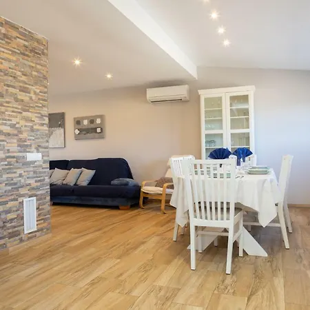 Casa Izquierdo בית נופש דלטברה